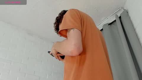 Snapshot of mateo_hunter chatting on 01-16-26, 03:38 MATEO HUNTER online show from 01-16-26, 03:38