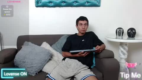 Mateo online show from 10-07-25, 12:02