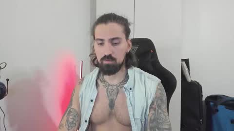 mateohalifa online show from 12-21-25, 02:13