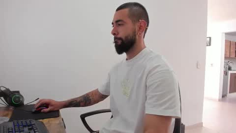 Matheus     online show from 10-16-25, 07:48