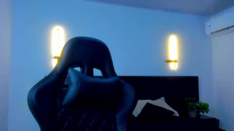 Snapshot of mathew_flintt chatting on 04-22-26, 02:03 Mathew Flintt online show from 04-22-26, 02:03
