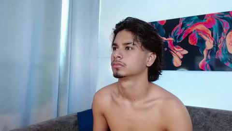 Snapshot of mathewadams chatting on 11-18-25, 06:45 Mathew online show from 11-18-25, 06:45