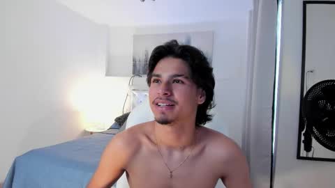 Snapshot of mathewadams chatting on 11-24-25, 07:02 Mathew online show from 11-24-25, 07:02