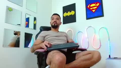 Snapshot of mathewhot3 chatting on 11-26-25, 06:03 mathewhot3 online show from 11-26-25, 06:03