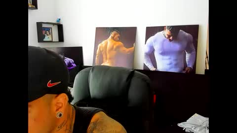 Snapshot of mathews_roses chatting on 12-02-25, 03:29 Marck Mathews online show from 12-02-25, 03:29