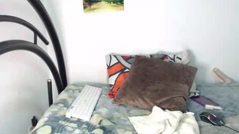 Snapshot of matildarave chatting on 06-10-26, 12:00 Mathi online show from 06-10-26, 12:00