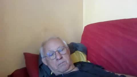 Snapshot of matricule4246 chatting on 04-19-26, 08:13 joyaam79 online show from 04-19-26, 08:13