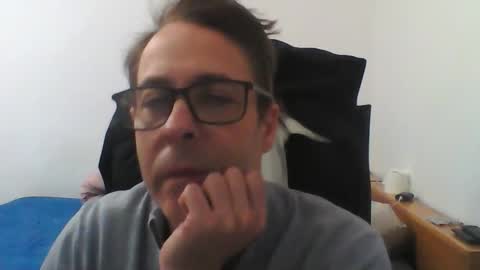 Snapshot of matrixmad chatting on 11-11-25, 05:13 matrixmad online show from 11-11-25, 05:13