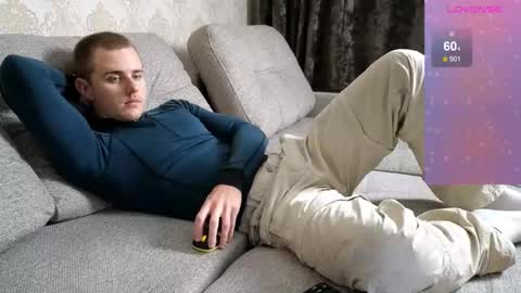 Snapshot of matt_aniston chatting on 12-05-25, 07:21 Matt online show from 12-05-25, 07:21