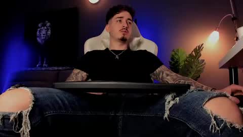 Matt online show from 04-25-26, 07:33