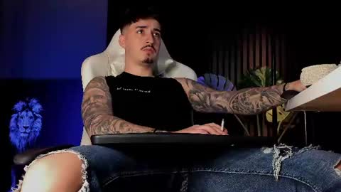 Snapshot of matt_thestud chatting on 07-14-26, 08:30 Matt online show from 07-14-26, 08:30