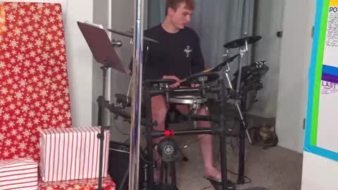 Snapshot of mattcashxxx chatting on 12-29-24, 02:17 Matt Cash online show from 12-29-24, 02:17