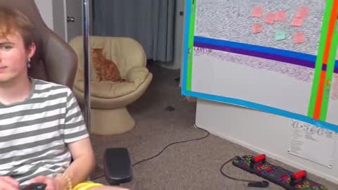 Snapshot of mattcashxxx chatting on 02-13-25, 02:56 Matt Cash online show from 02-13-25, 02:56