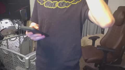 Snapshot of mattcashxxx chatting on 11-19-25, 02:11 Matt Cash online show from 11-19-25, 02:11