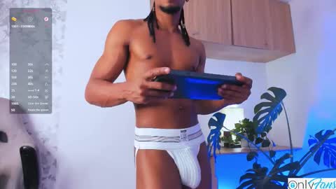 Snapshot of matteo_777 chatting on 11-13-25, 11:25 Mateo online show from 11-13-25, 11:25