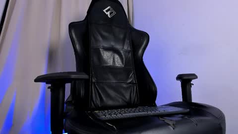 matteosantino25 online show from 03-06-26, 05:09