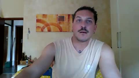 Snapshot of matteushh87 chatting on 05-06-26, 10:42 matteushh87 online show from 05-06-26, 10:42