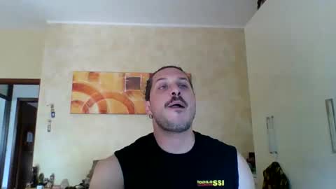 Snapshot of matteushh87 chatting on 05-12-26, 10:23 matteushh87 online show from 05-12-26, 10:23