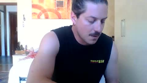 Snapshot of matteushh87 chatting on 05-21-26, 09:05 matteushh87 online show from 05-21-26, 09:05