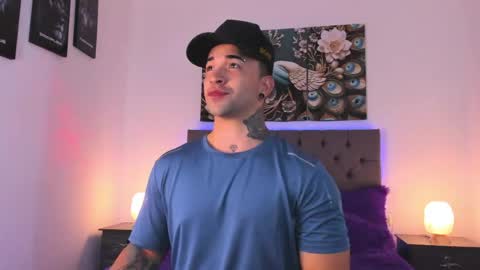 Matthew INDEPENDENT MODEL online show from 05-07-26, 01:44