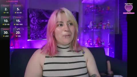 Snapshot of matti_sofia chatting on 06-08-26, 11:10 TATIANA AND ROUS online show from 06-08-26, 11:10