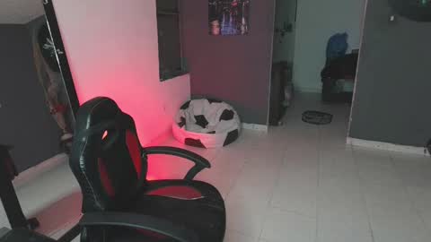 mattias     online show from 02-27-25, 02:42