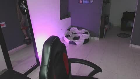 mattias     online show from 02-28-25, 03:15