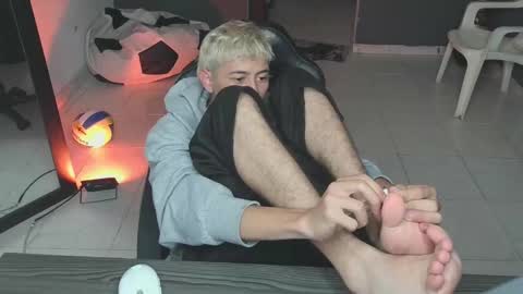 mattias     online show from 03-12-25, 04:41