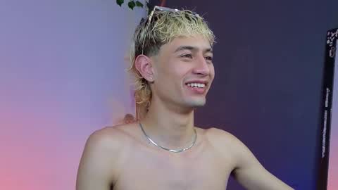 mattias     online show from 12-05-25, 04:32