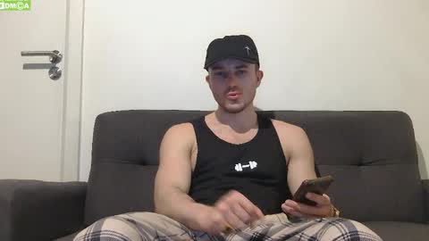 Mattie online show from 04-25-26, 04:15