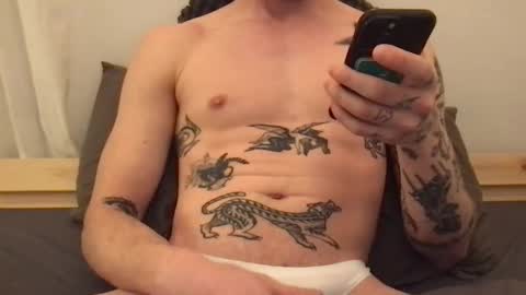 Snapshot of mattioss chatting on 02-28-26, 01:06 mattioss online show from 02-28-26, 01:06