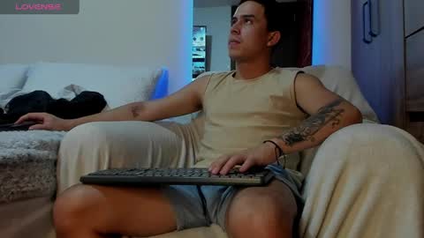 Snapshot of mattiwsmorris_ chatting on 04-13-26, 02:33 mattiwsmorris_ online show from 04-13-26, 02:33