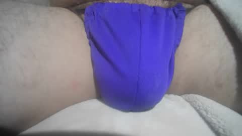 Snapshot of mattty13 chatting on 12-03-25, 06:28 Hairy Bud online show from 12-03-25, 06:28