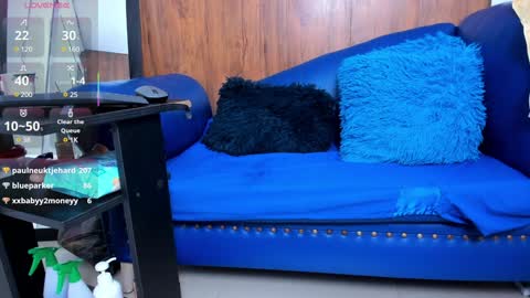 Snapshot of mature_beautiful chatting on 01-29-25, 04:19 Lucy online show from 01-29-25, 04:19