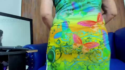 Snapshot of mature_beautiful chatting on 02-13-25, 05:54 Lucy online show from 02-13-25, 05:54
