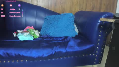 Snapshot of mature_beautiful chatting on 03-10-25, 04:35 Lucy online show from 03-10-25, 04:35