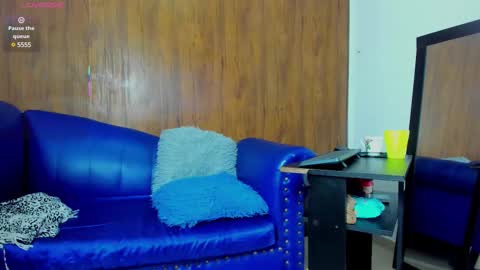 Snapshot of mature_beautiful chatting on 03-12-25, 12:47 Lucy online show from 03-12-25, 12:47