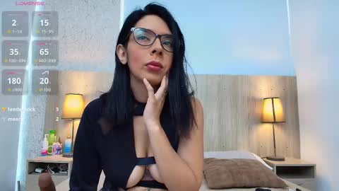 Snapshot of mature_eva chatting on 10-07-25, 11:18 mature_eva online show from 10-07-25, 11:18