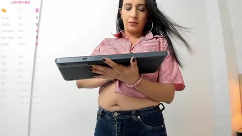 Snapshot of mature_katerin chatting on 12-27-24, 11:28 katerin online show from 12-27-24, 11:28