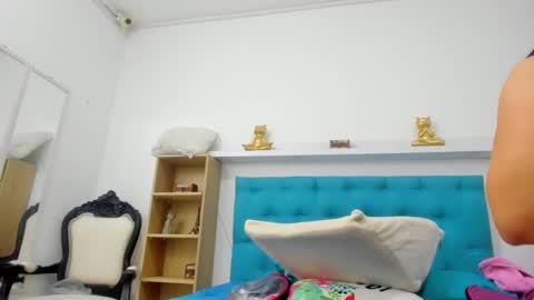 Snapshot of mature_sexylove chatting on 01-09-25, 05:23 mature_sexylove online show from 01-09-25, 05:23