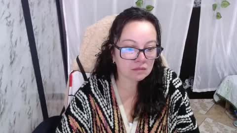 Snapshot of mature_wolf chatting on 03-08-25, 02:19 Sonia online show from 03-08-25, 02:19