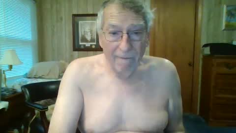 Snapshot of maturecouple1954 chatting on 01-27-25, 12:48 SXECPL55 at G mail Dot Com online show from 01-27-25, 12:48
