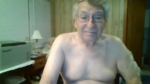 Snapshot of maturecouple1954 chatting on 02-20-25, 12:04 SXECPL55 at G mail Dot Com online show from 02-20-25, 12:04