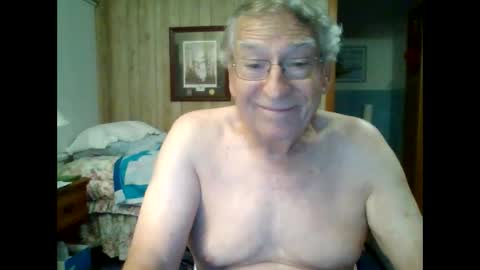 Snapshot of maturecouple1954 chatting on 09-09-25, 10:15 SXECPL55 at G mail Dot Com online show from 09-09-25, 10:15