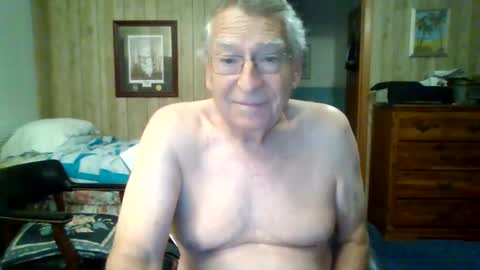 Snapshot of maturecouple1954 chatting on 10-30-25, 11:11 SXECPL55 at G mail Dot Com online show from 10-30-25, 11:11