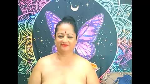 Snapshot of matureindian4u65 chatting on 03-01-25, 12:07 matureindian4u65 online show from 03-01-25, 12:07