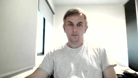 matureontheedge online show from 06-09-26, 05:35