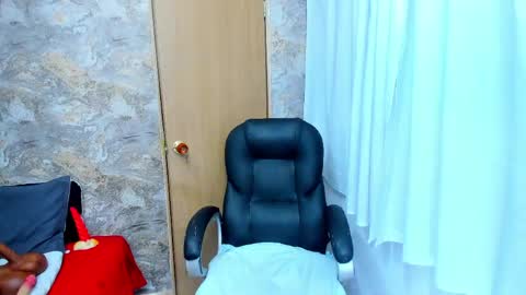 Snapshot of maturepure_ chatting on 04-29-26, 10:38 maturepure_ online show from 04-29-26, 10:38