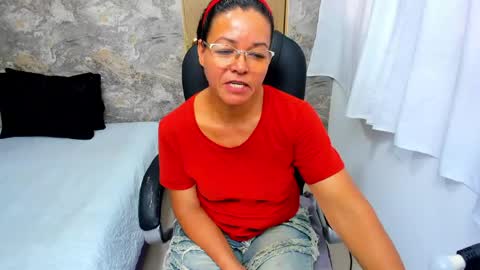 Snapshot of maturepure_ chatting on 05-18-26, 06:47 maturepure_ online show from 05-18-26, 06:47
