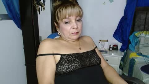 Cecilia online show from 10-27-25, 08:13